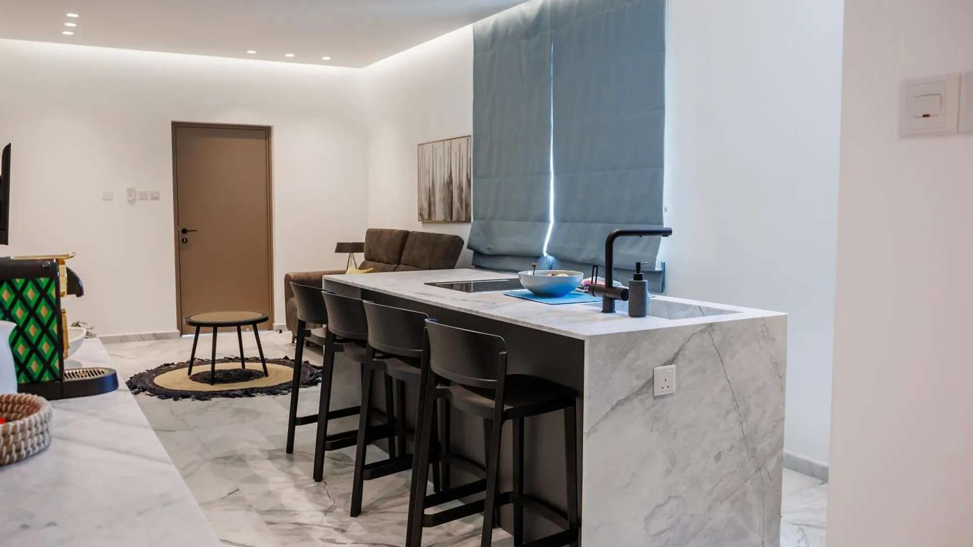Luxurious 2Bed City Apartment Larnaca Cyprus