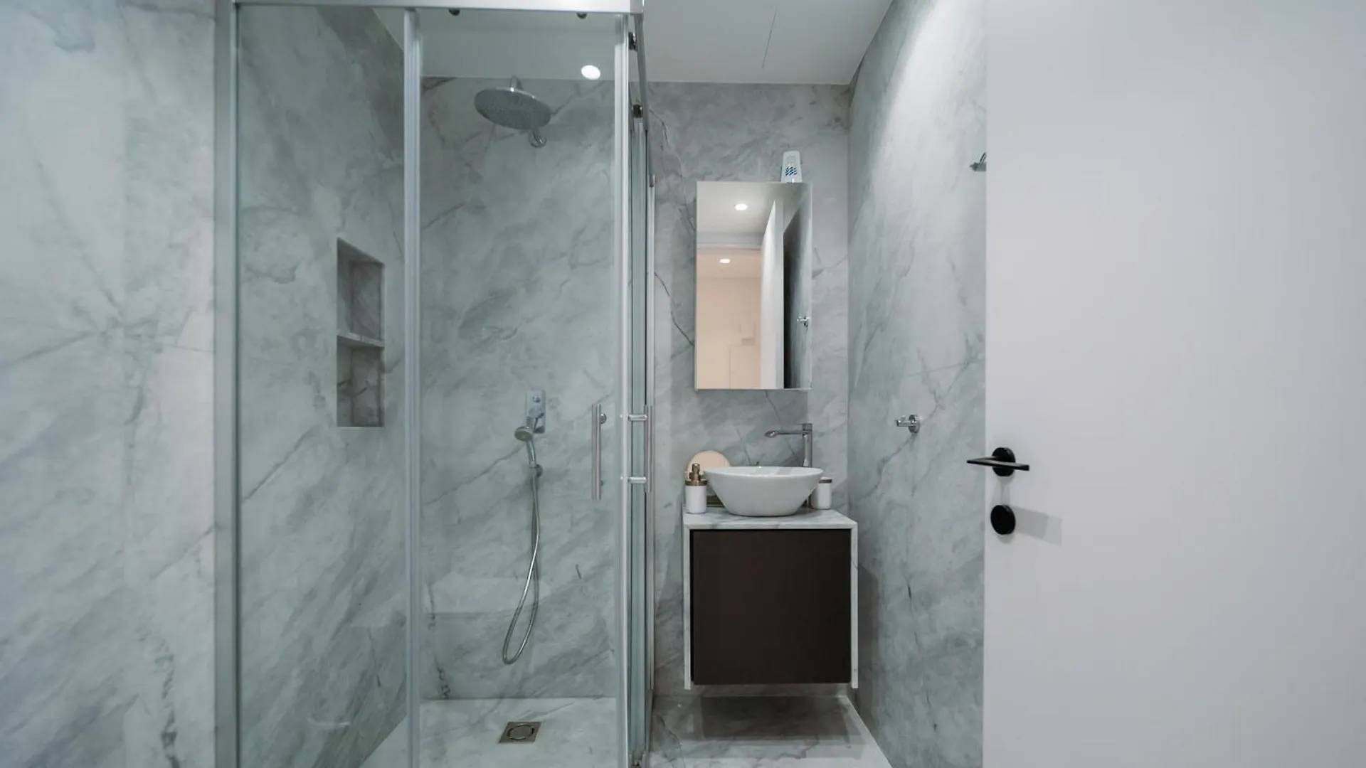 Luxurious 2Bed City Apartment Larnaca